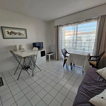 Superbe T2 Avec Piscine, Balcon, Parking Prive Et Proche A - Fr-1-777-11 سان جان دي مونت